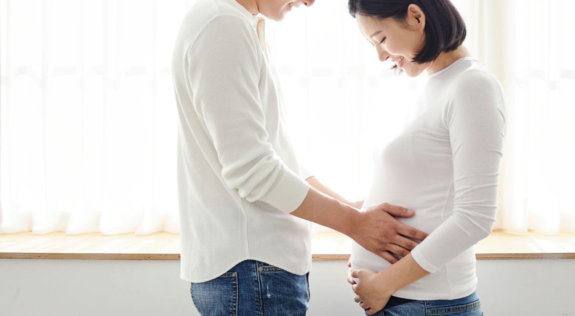 7월]부부 임산부 요가와 아유르베딕 마사지 이미지