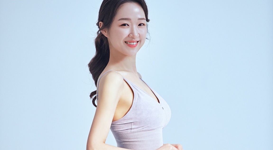 아로마와 함께하는 힐링 스트레칭 이미지