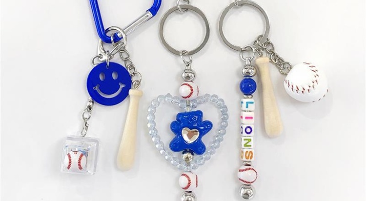 [SPECIAL EVENT]
커스텀 야구 굿즈
키링 / 볼펜 꾸미기 사진