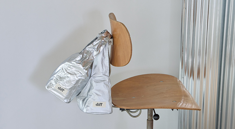 [POP-UP STORE]
디프 사진