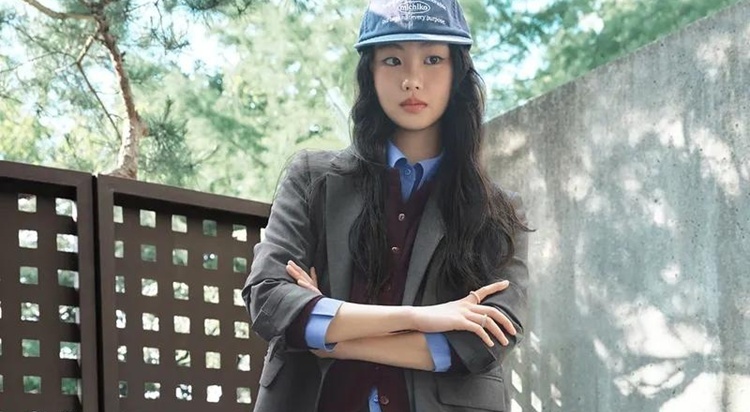 [서수민 착용]
케네스레이디
26년 가을 신상 코디 사진