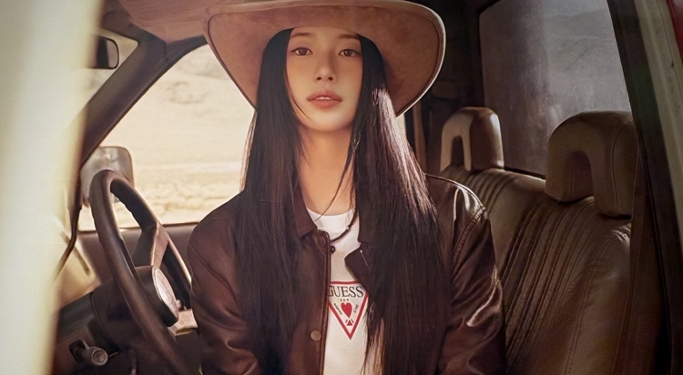 게스 F/W 특별전 이미지