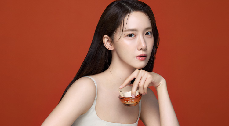 [POP-UP STORE]
설화수
자음생 60주년 팝업 사진