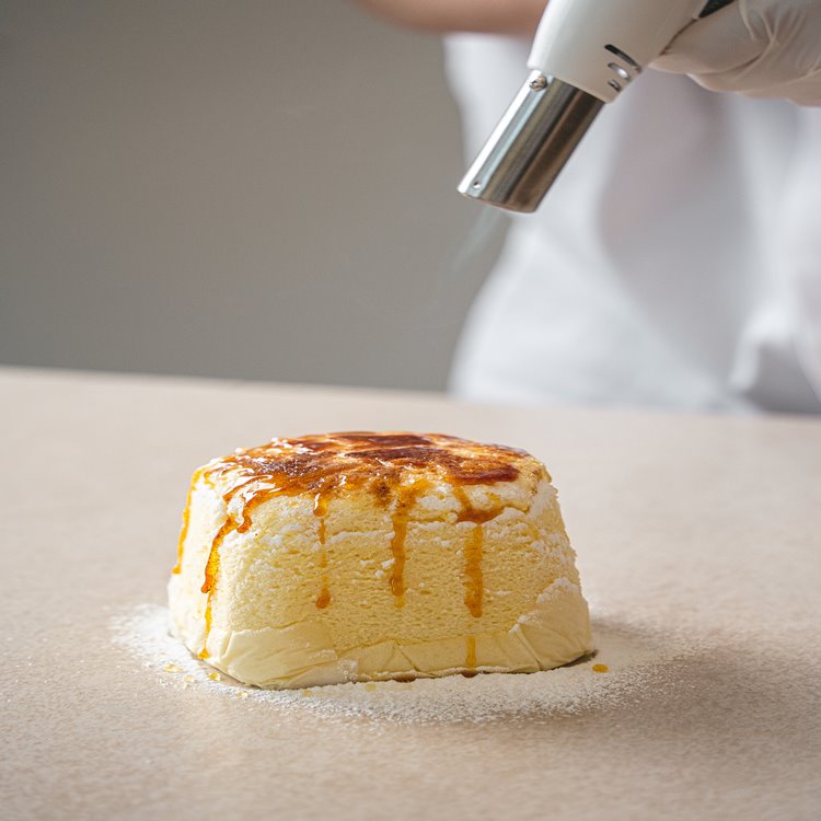달콤하고 폭신한 카스테라 본연의 맛을 풍부하게 느낄 수 있는 메뉴 이미지
