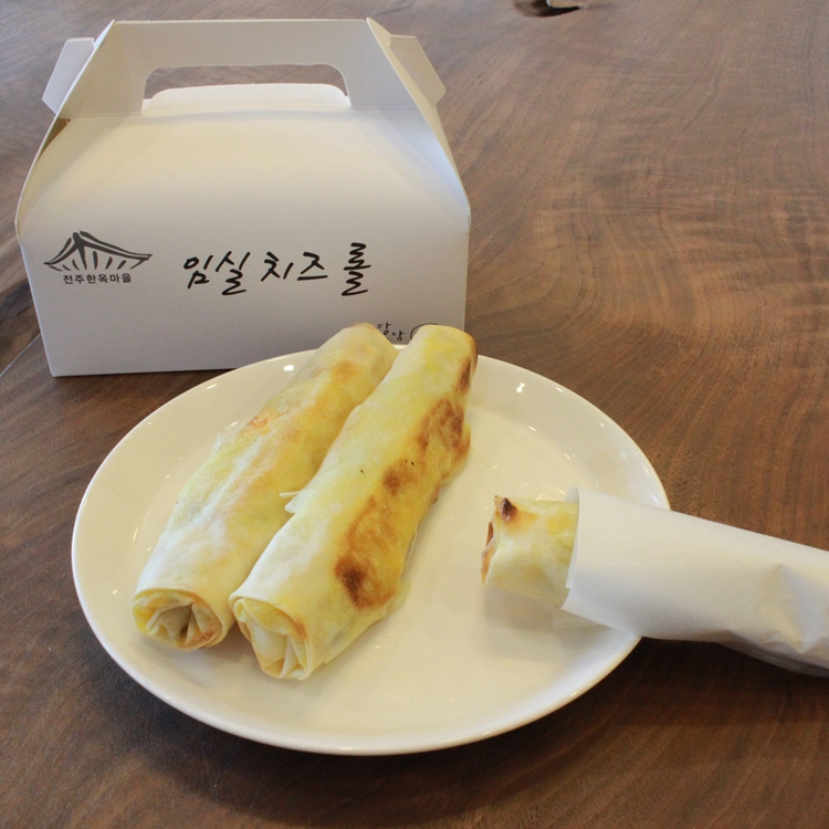국산 치즈의 원조 임실치즈와 해남 고구마를 오븐에 구워 만든 웰빙 간식

 이미지