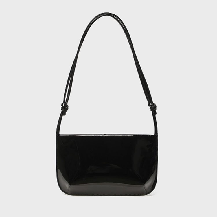 Ordi Bag
Glossy Black