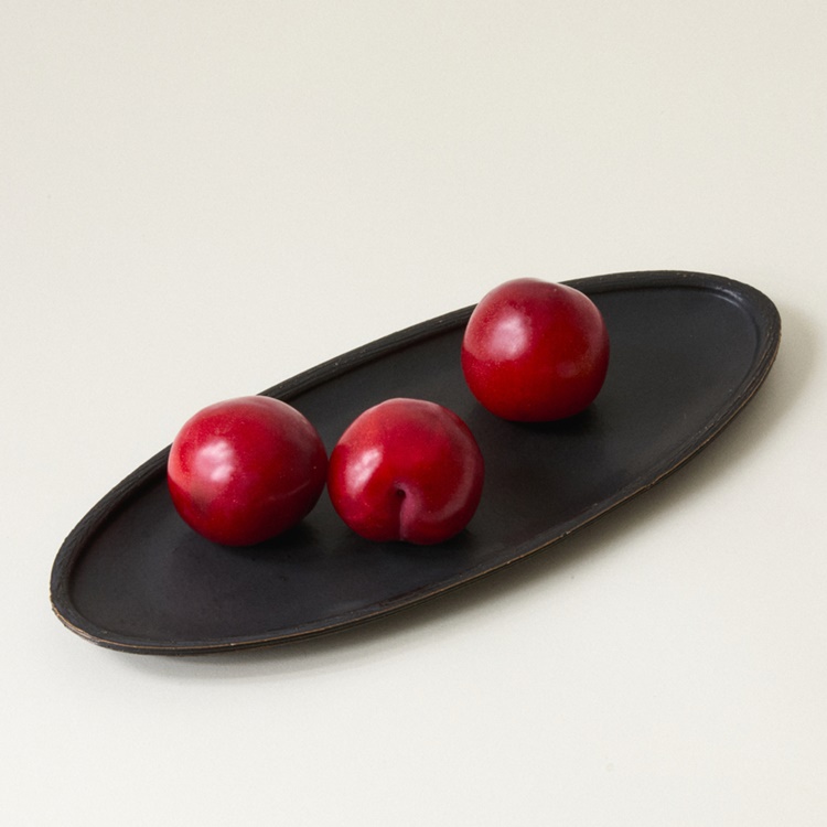 GELA PLATE 
#OVAL Black