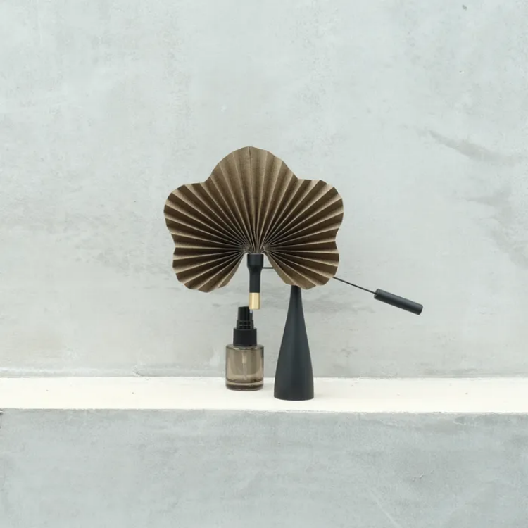 Kami Kinetic
Diffuser 소나무