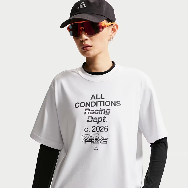 ACG
여성 드라이 핏 티셔츠