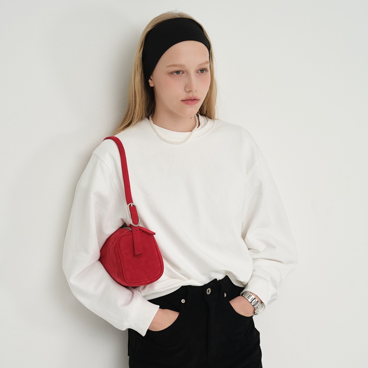 BEAU SUEDE
ROLLER BAG