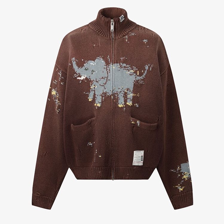 Elephant Jacquard
Knit Cardigan