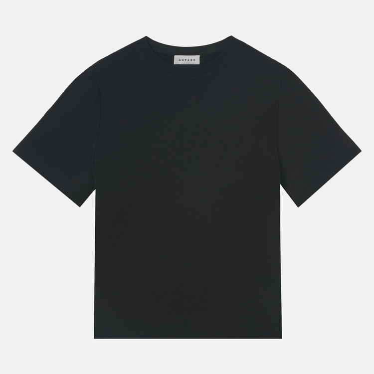 Silk Round 
Half Sleeve Top