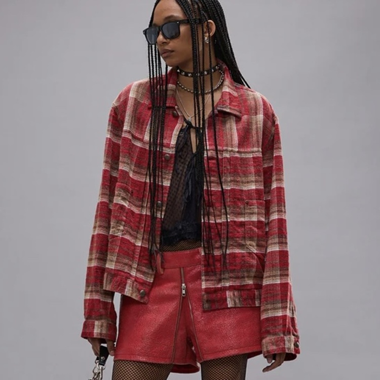 RELAXED PLEATED TRUCKER JACKET 