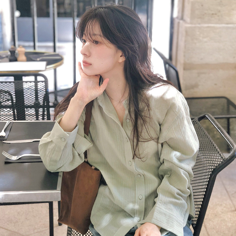 톤앤결 스티치 
스트라이프셔츠