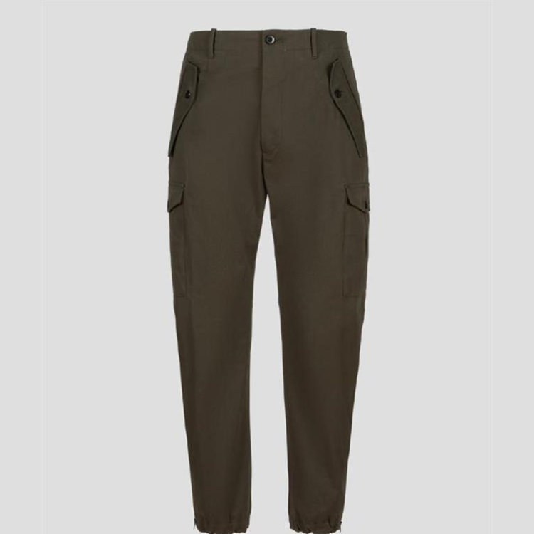 CP company 
카고팬츠