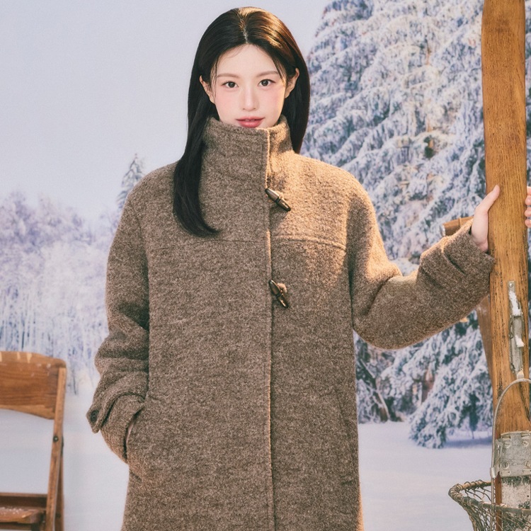 W HIGH NECK 
PADDED HALF COAT